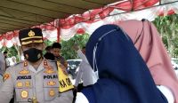 Operasi Pasar Murah di Polres Bangka Selatan Diminati Warga, Kiat Atasi Panic Buying 7 IMG 20220324 064537