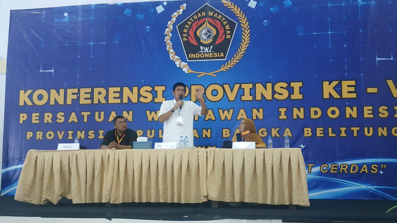 PWI Pusat Sebut Tanda Tangan Fakhruddin Halim Sah dan Sesuai Tupoksi 10d43272fc4ef88fcbe5c295470ae1ce95910661d75932294fa38a4f57e8714e.0