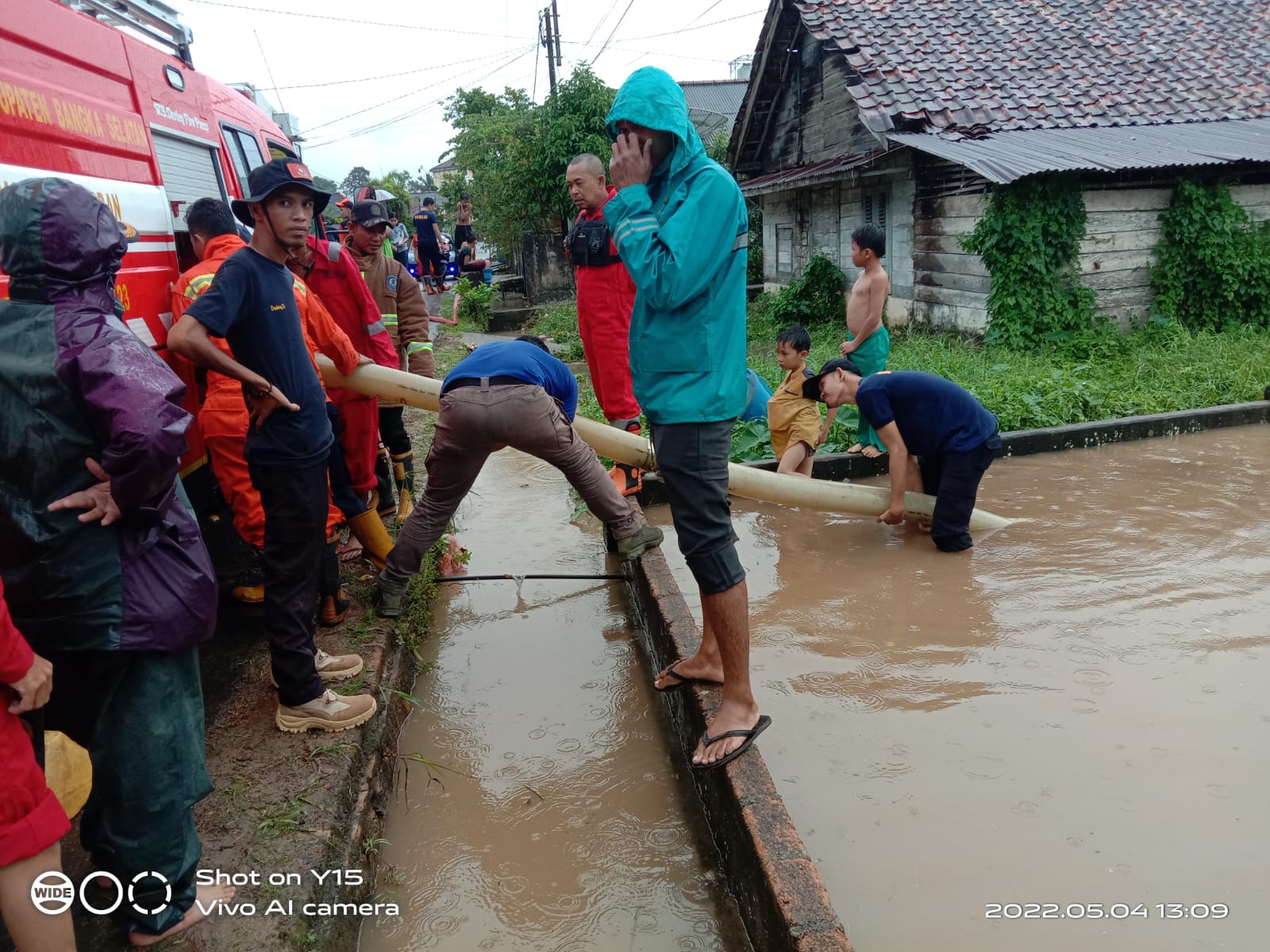 Diguyur Hujan Sejak Pagi Hari, Sejumlah Titik di Toboali Terendam Banjir 3 IMG 20220504 WA0012