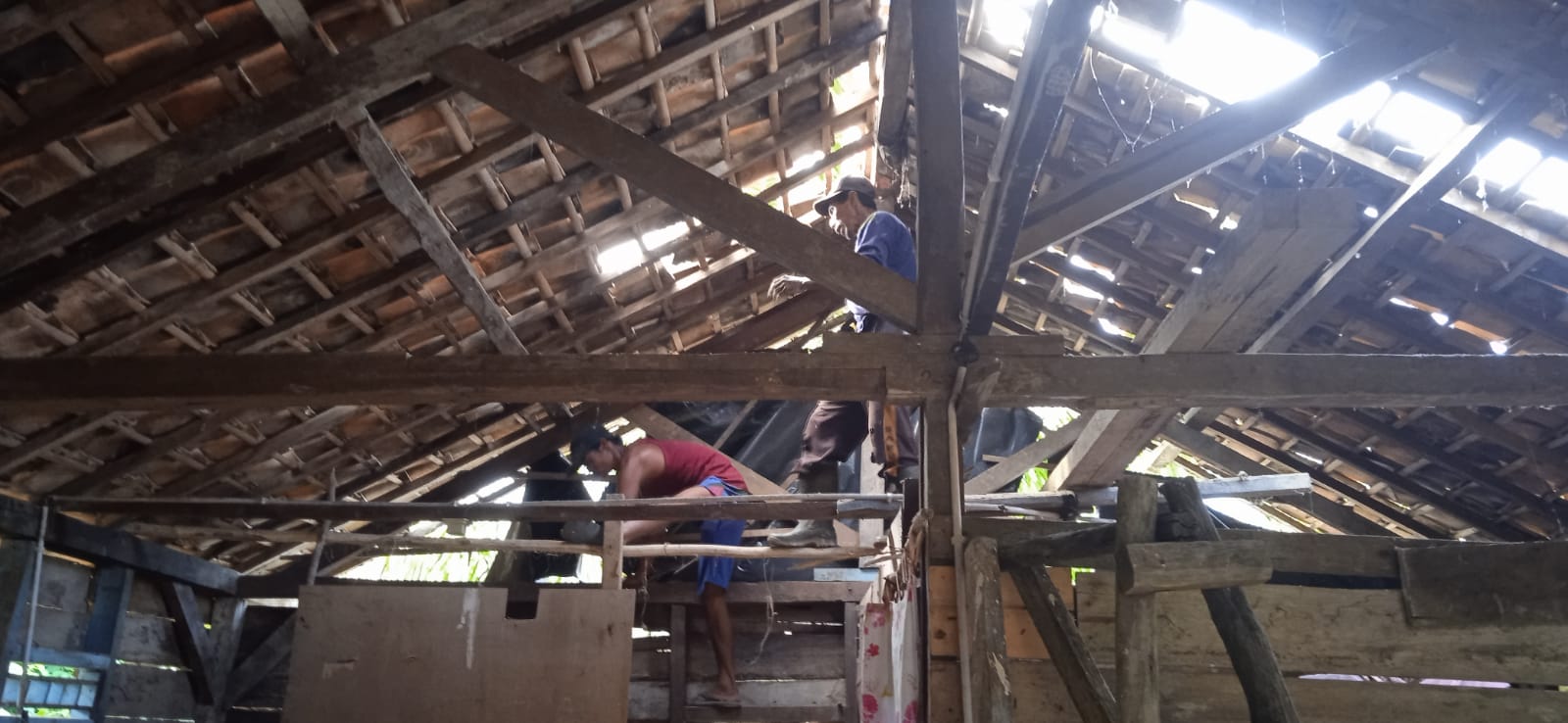 Duar! Rumah Warga Sidoharjo Dihajar Petir, Penghuni Luka di Pelipis 3 IMG 20220621 WA0031