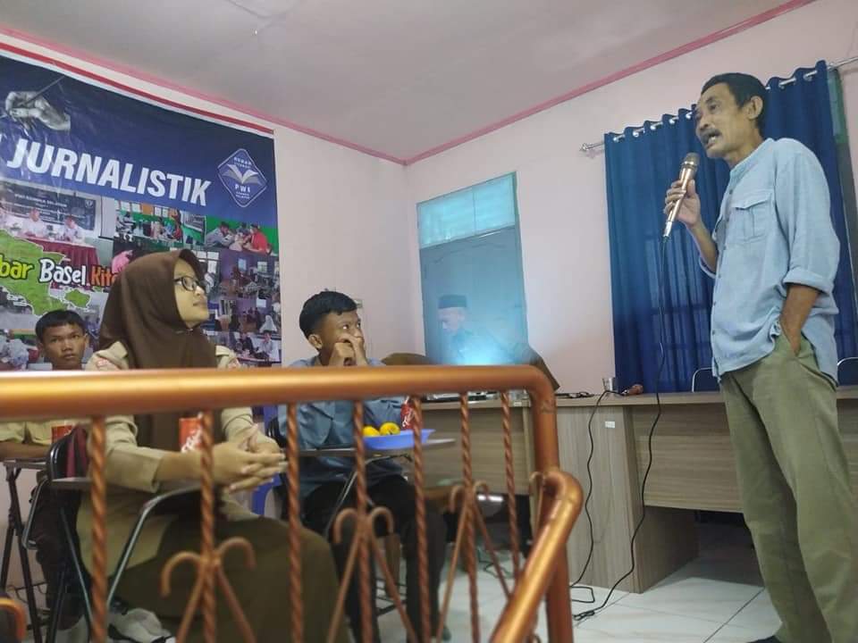 Kelas Literasi Jurnalistik PWI Basel Dapat Arahan Langsung Perpusnas RI 3 FB IMG 1662689606768