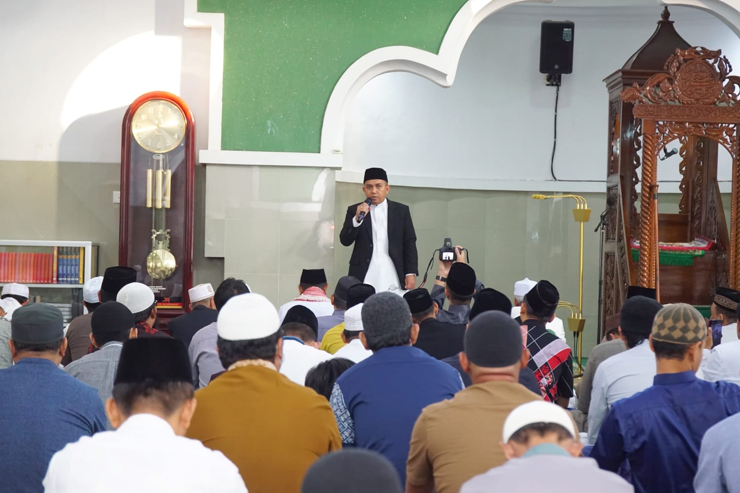 Walikota Pangkalpinang Maulan Aklil Laksanakan Sholat Idul Adha 2023 di Masjid Jamik 2 IMG 20230630 WA0011