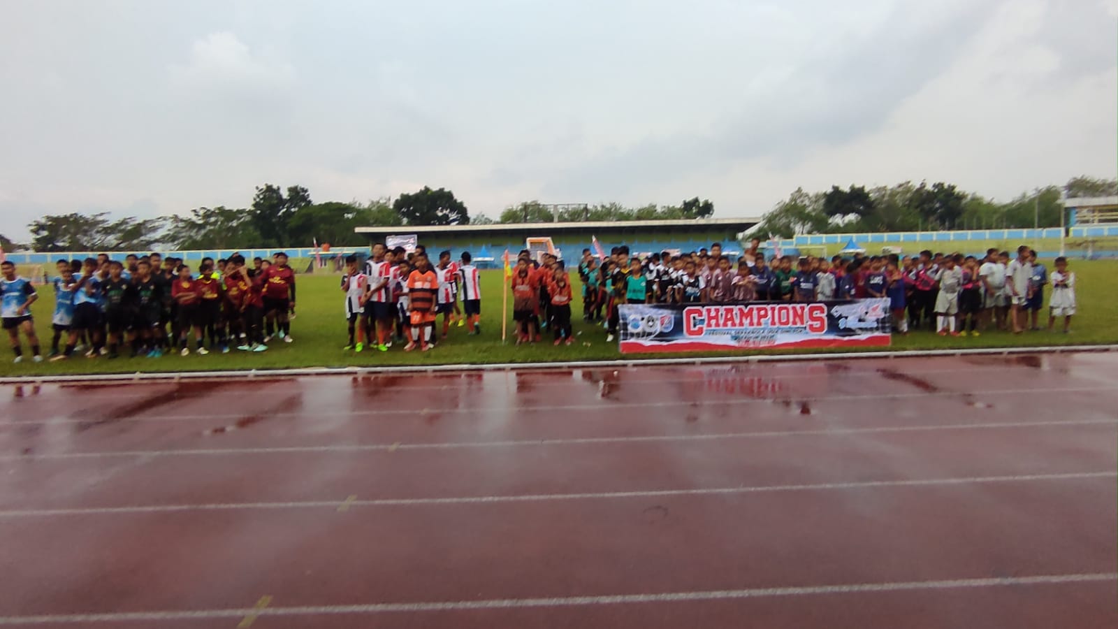 Maulan Aklil Tutup Festival Sepak Bola Usia Dini PGK Piala Walikota 3 IMG 20230718 WA0012
