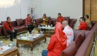 Menteri Sosial dan Bupati Bangka Selatan Berkomitmen dalam Pengentasan Kemiskinan 4 63ded8665e00072fd5267377e49a128cf24604ac18e6050971107aec78390744.0