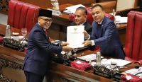 RUU Aparatur Sipil Negara Disahkan: Tak Ada PHK Masal untuk Tenaga Honorer 7 suarabahana1