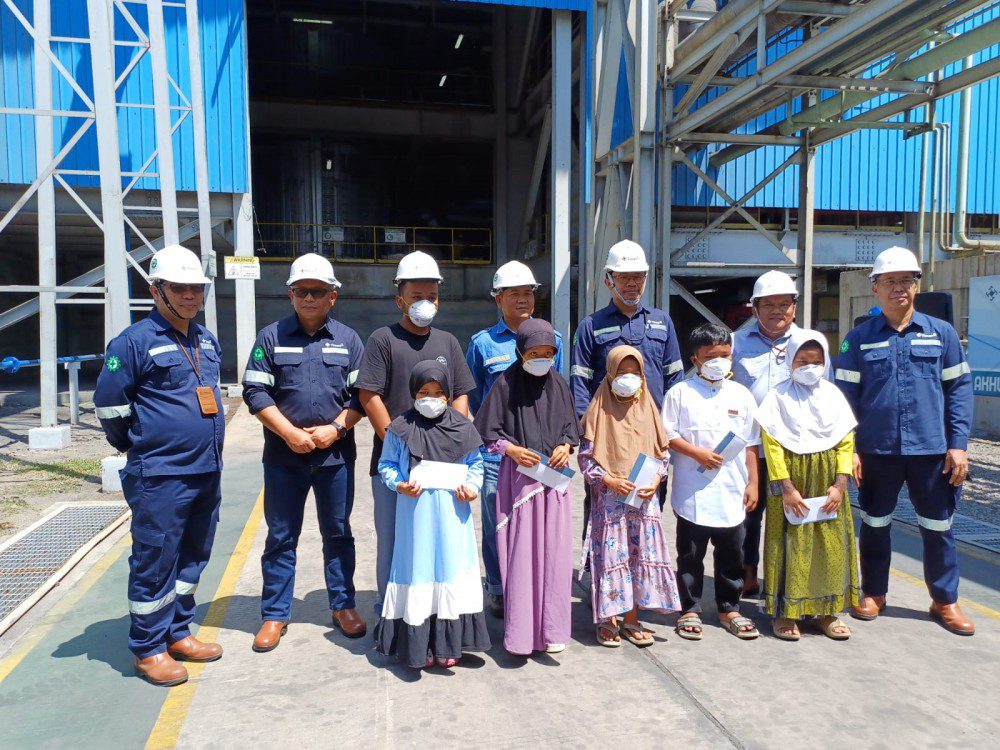 PT Timah Berbagi Kebahagiaan, Santuni Anak Yatim Piatu di HUT ke-79 RI 1 1000135936
