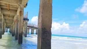 Kondisi Beton Tiang Pancang Dermaga DTW Pantai Lampu. Sumber foto LHP BPK RI atas LKPD Kabupaten Bangka Selatan 2023.