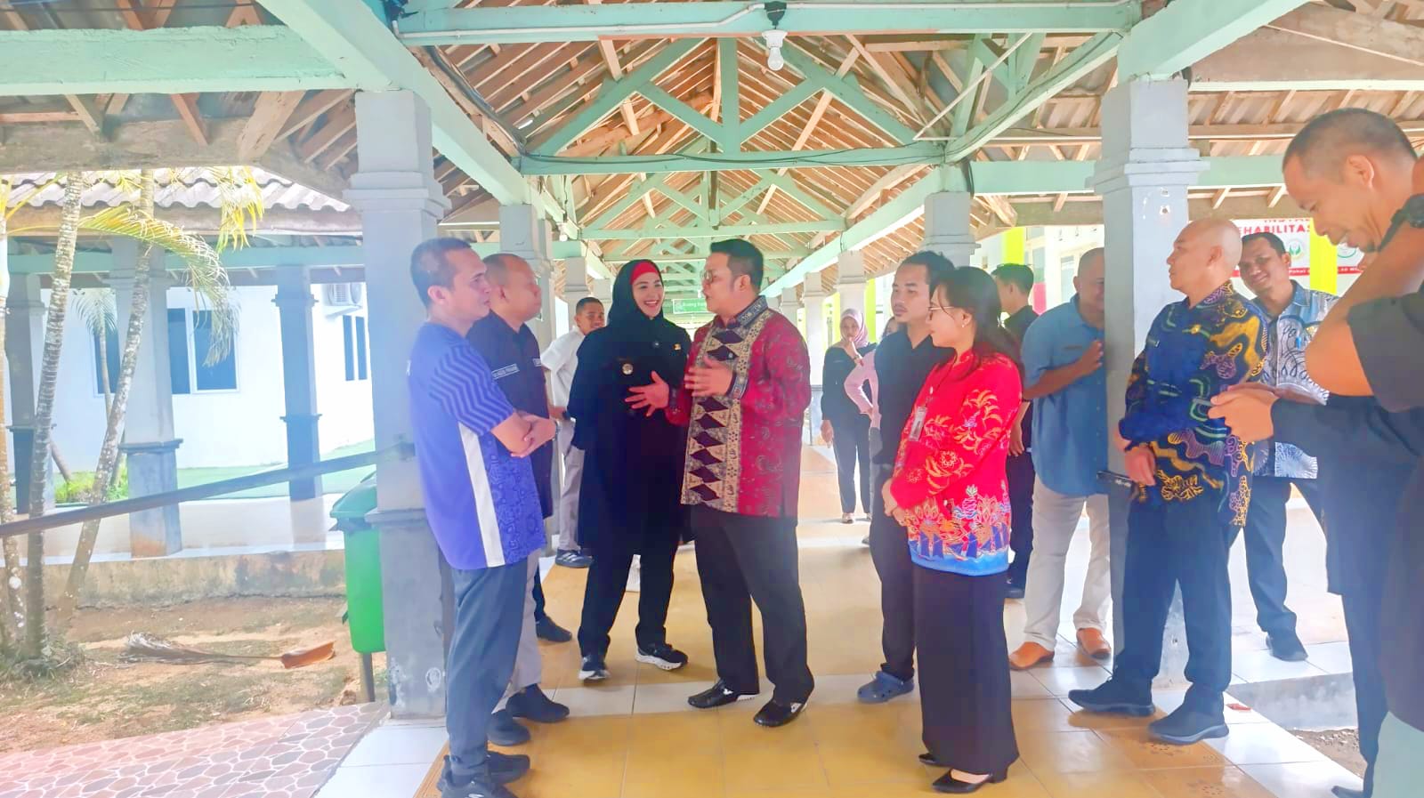 Bupati Bangka Selatan Tinjau RSUD Junjung Besaoh, Layanan Kesehatan Harus Optimal 1 bahana18