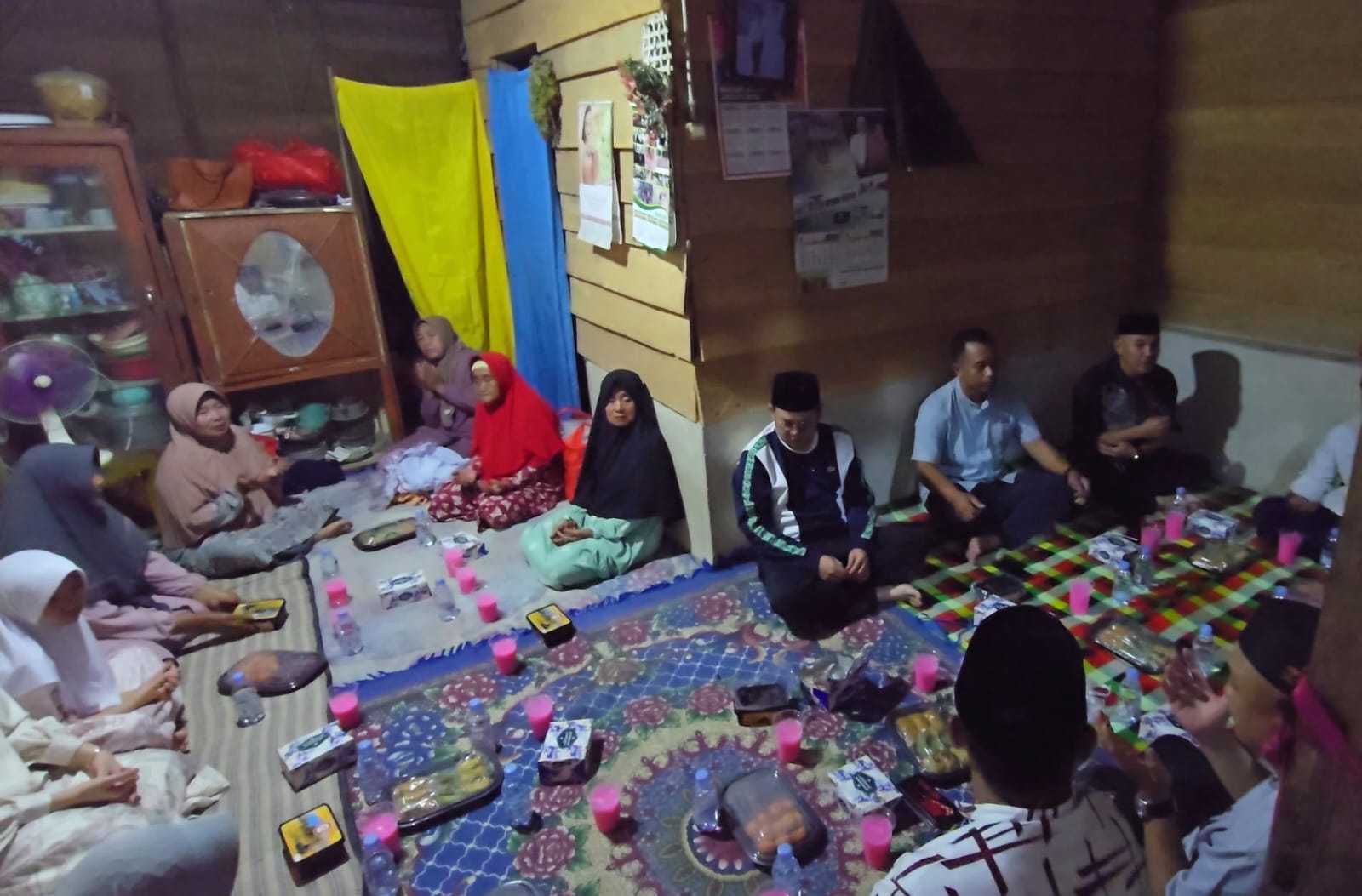 Bupati Kunjungi Warga Keposang, Serahkan Bantuan dan Perkuat Kepedulian Sosial 1 bahana32