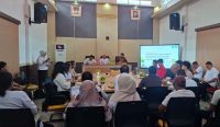 Suasana paparan teknis penyusunan desain dasar vegetasi Taman Kehati Air Pereng di Ruang Rapat Studio Perencanaan Pulau Kelapan, Bapperida Bangka Selatan, Rabu (30/9/2026). (Foto: bangkaselatankab.go.id)