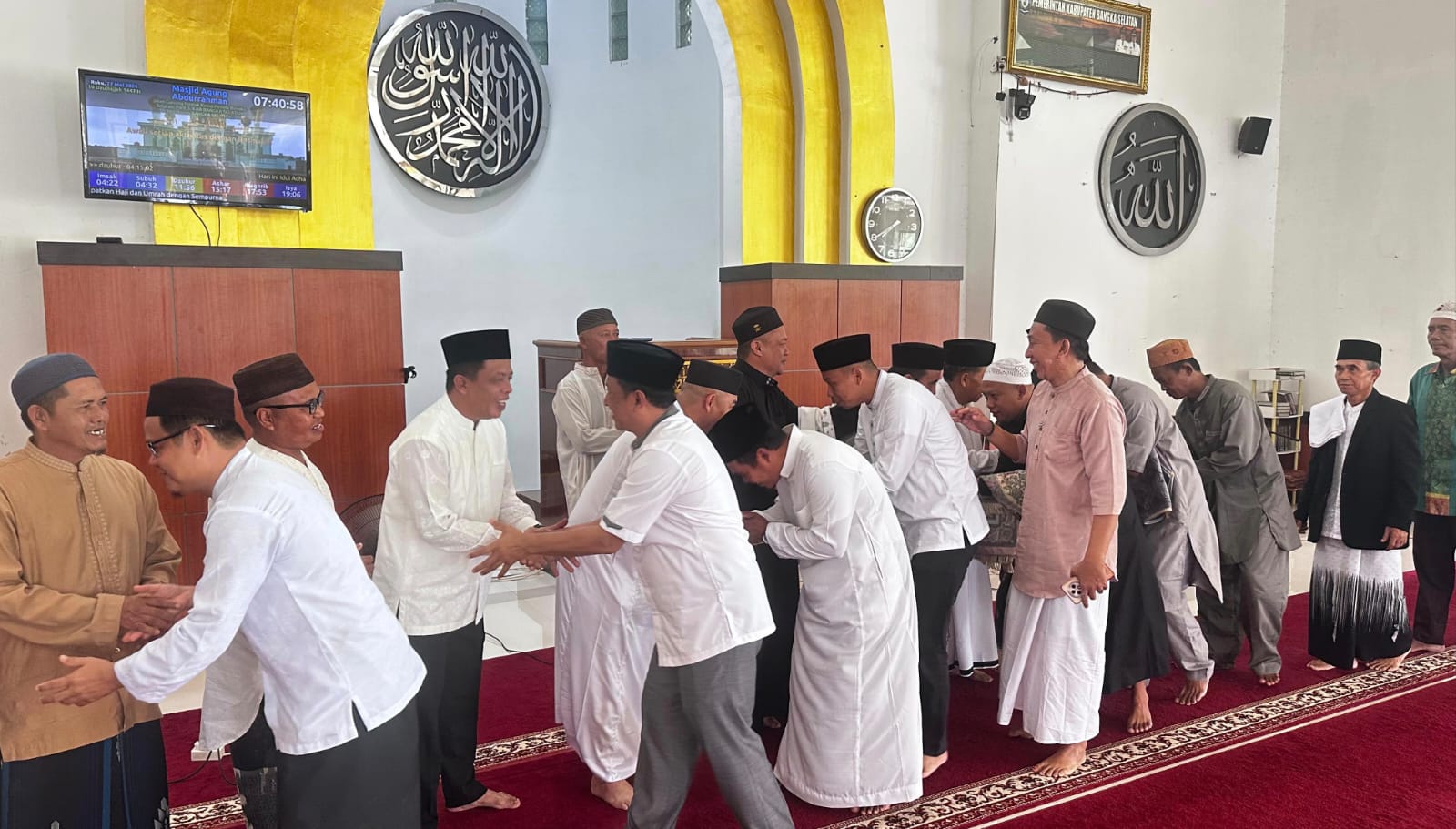 Wakil Bupati Bangka Selatan Debby Vita Dewi Salat Iduladha 1447 Hijriah, Ajak Warga Perkuat Silaturahmi 1 wabup